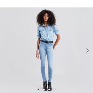 Women Levi 721 High Rise Skinny Jeans